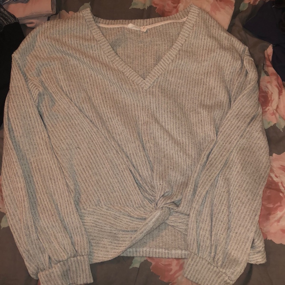 Lush Sweater/Top with a knot
